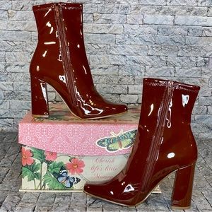 Steve Madden Lynden Mid Calf Boots Cognac Patent Leather Block Heel